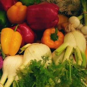 601px-Légumes du marché.jpg