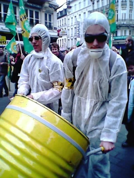 Fichier:ManifAntiEPR-03.jpg